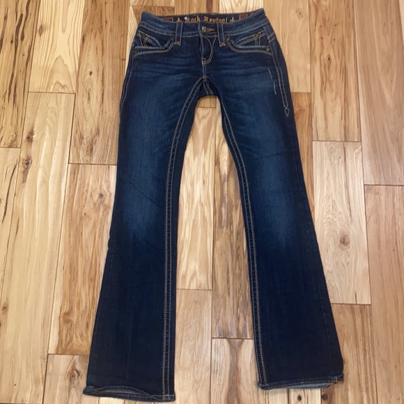 Rock Revival Low Rise Debbie Bootcut Flap Pocket Embroidered Jeans Size 27/32 - Picture 2 of 7